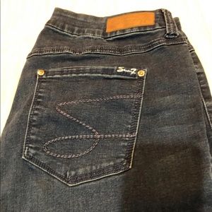 Women’s seven jeans